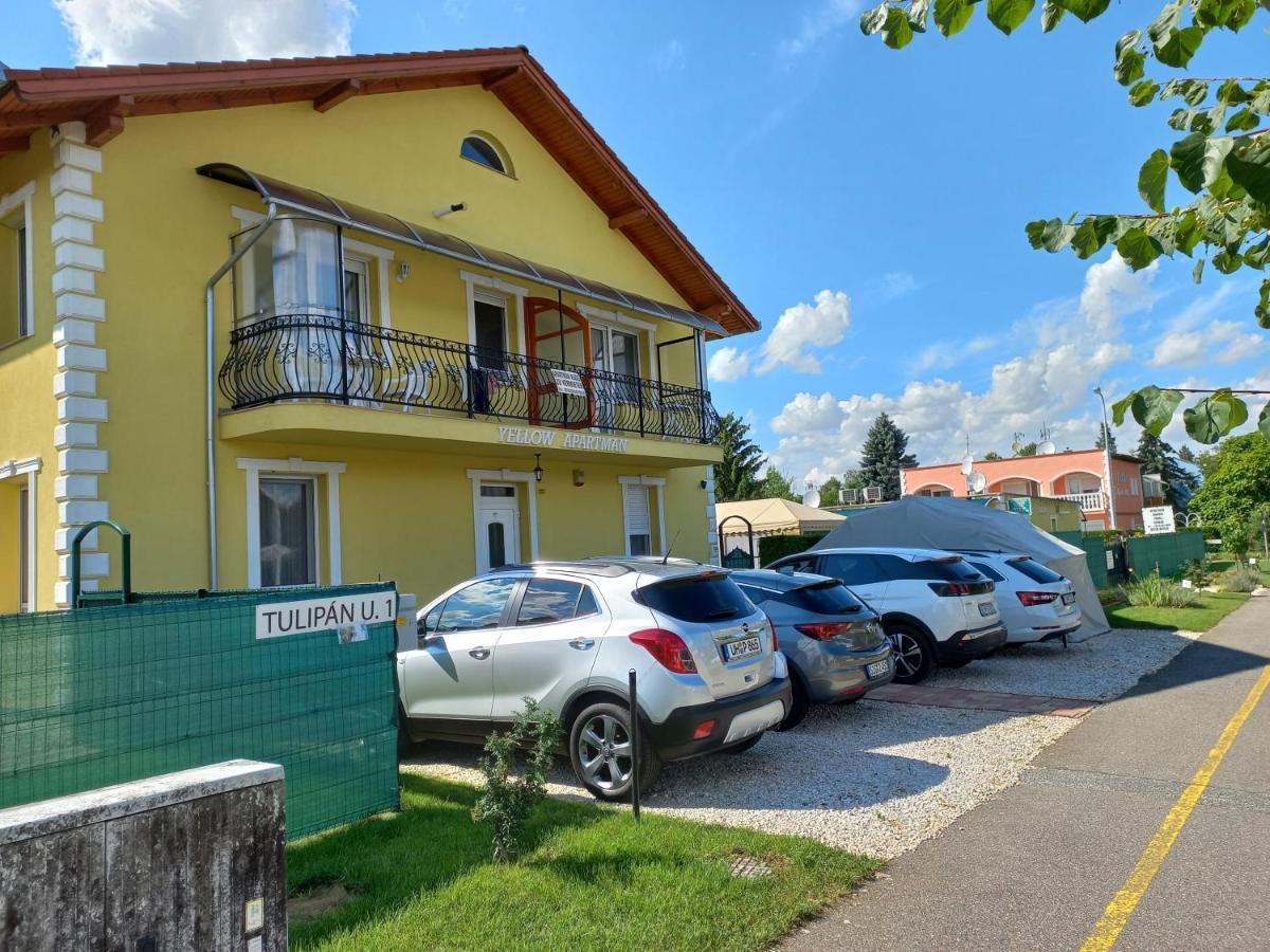 Yellow Apartmanhaz Bük Eksteriør billede